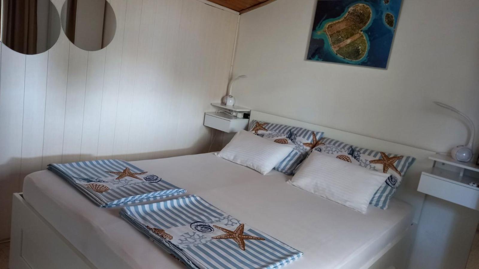 Felix Apartment Biograd Biograd Na Moru Exterior photo